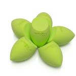 green beauty blender